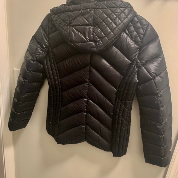 BCBGeneration Women's Packable Jacket - Picture 2 of 3